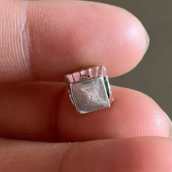 NWOT Delicious Popcorn Charm, Pale Pink Enamel & White Crystal Pearls Silver 925 - Picture 7 of 9